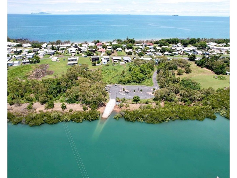 20 Morris Street, Campwin Beach QLD 4737