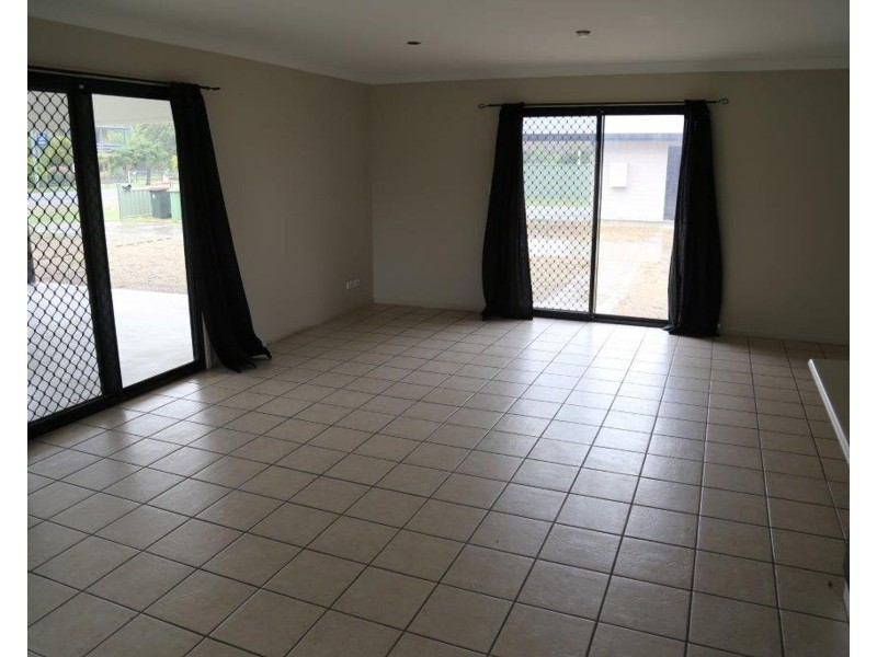 28B Reynolds Street, Nebo QLD 4742