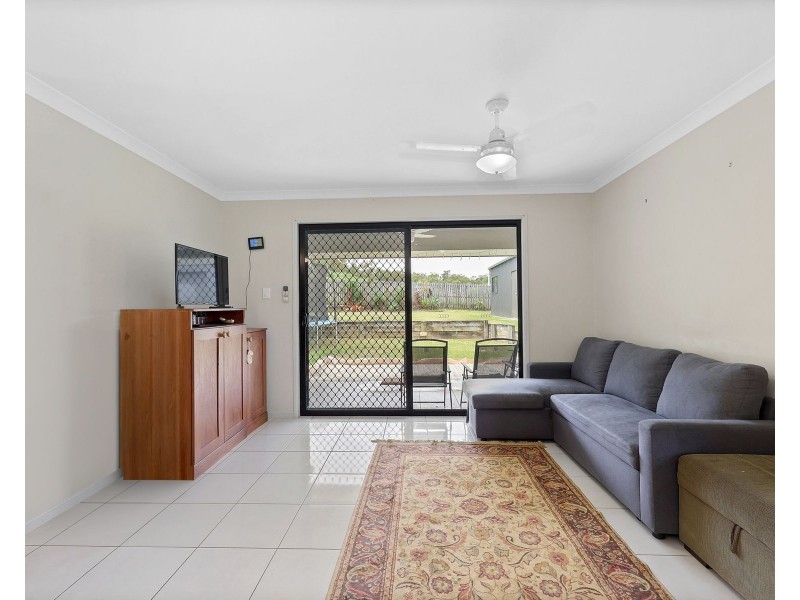 12 Aviland Drive, Seaforth QLD 4741