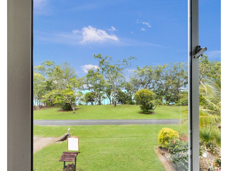 13 Repulse Esplanade, St Helens Beach QLD 4798
