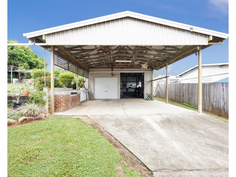 13 Repulse Esplanade, St Helens Beach QLD 4798