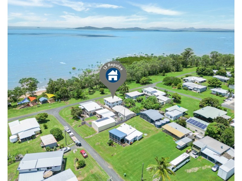 13 Repulse Esplanade, St Helens Beach QLD 4798