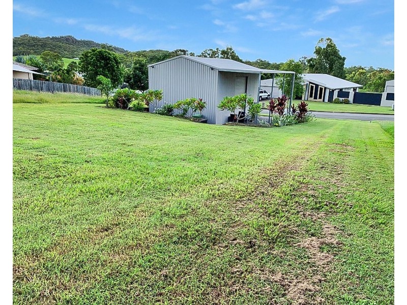 22 Aviland Drive, Seaforth QLD 4741