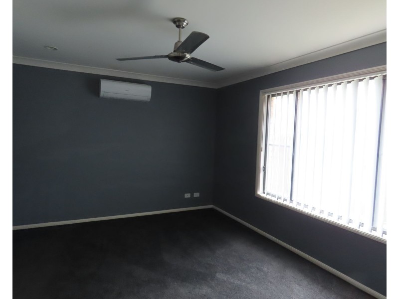 1 Crestview Crescent, Bucasia QLD 4750