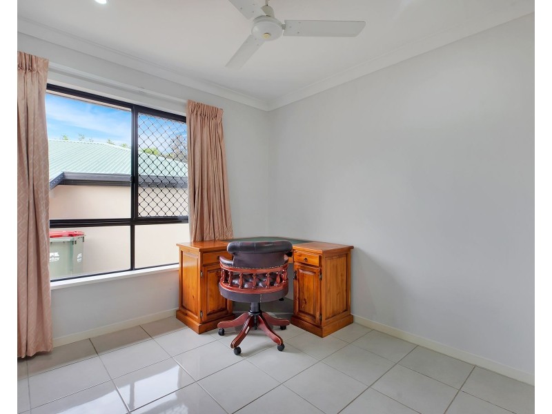 95 West Street, Sarina QLD 4737