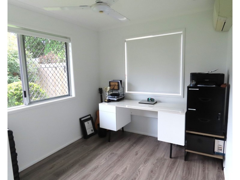 16 Holmes Drive, Beaconsfield QLD 4740