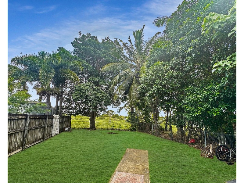 13 Osprey Close, Slade Point QLD 4740
