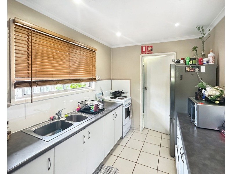 13 Osprey Close, Slade Point QLD 4740