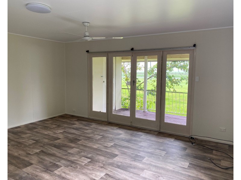 90599 Bruce Highway, Sarina QLD 4737