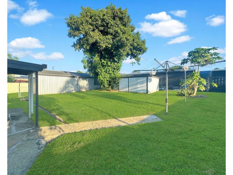3 Nicholson Street, Sarina QLD 4737