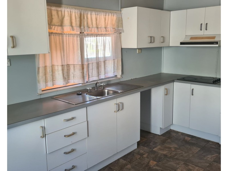 53 Zelma Street, Grasstree Beach QLD 4740