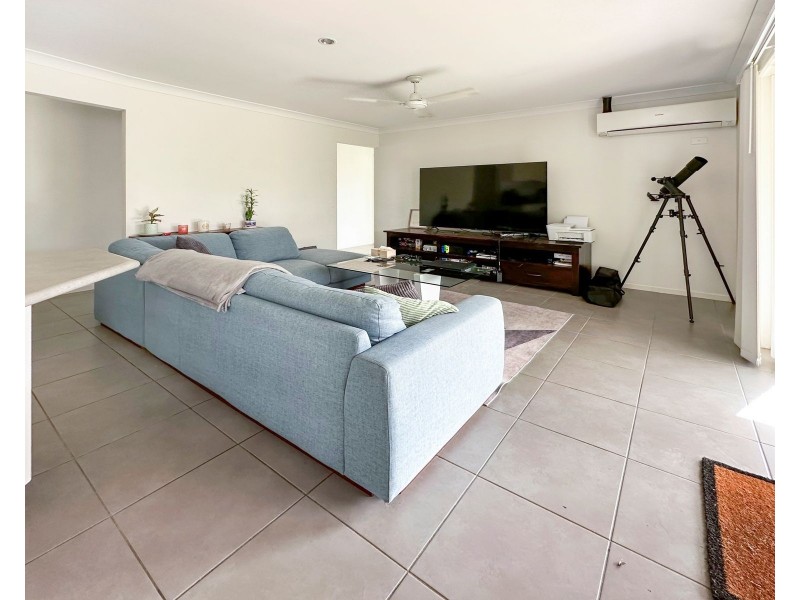 17 Oneill Place, Marian QLD 4753