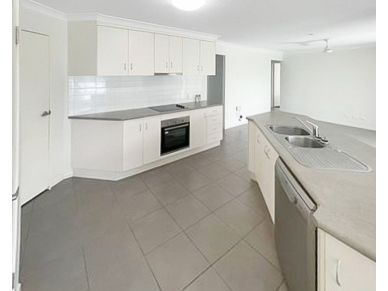17 Oneill Place, Marian QLD 4753