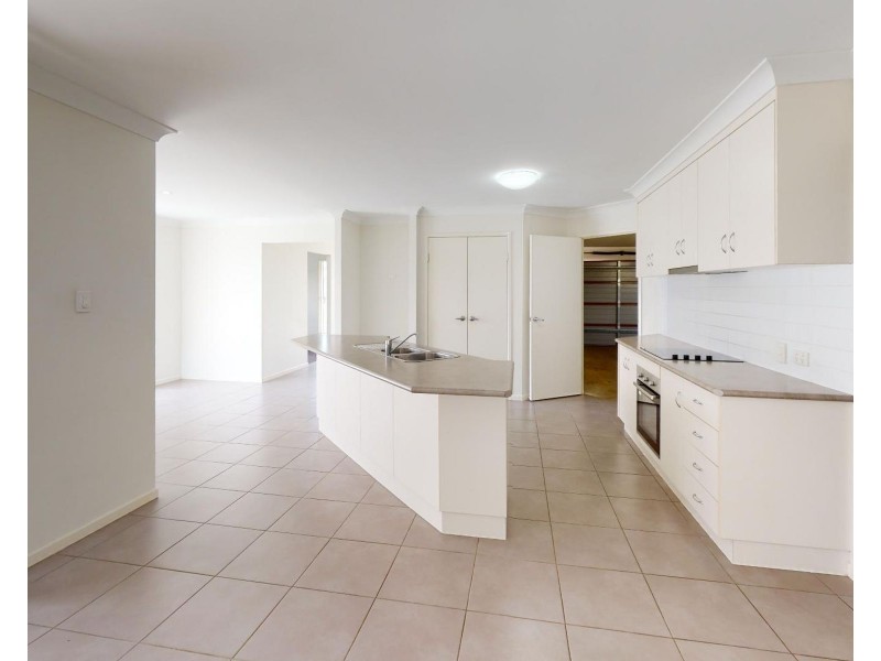 17 Oneill Place, Marian QLD 4753