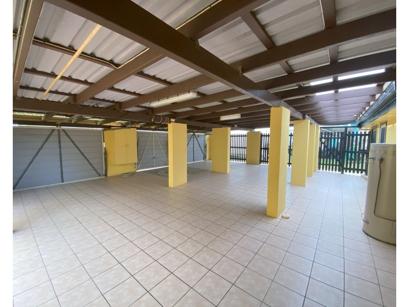 27 Owen Jenkins Drive, Sarina Beach QLD 4737
