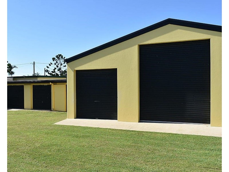 27 Owen Jenkins Drive, Sarina Beach QLD 4737