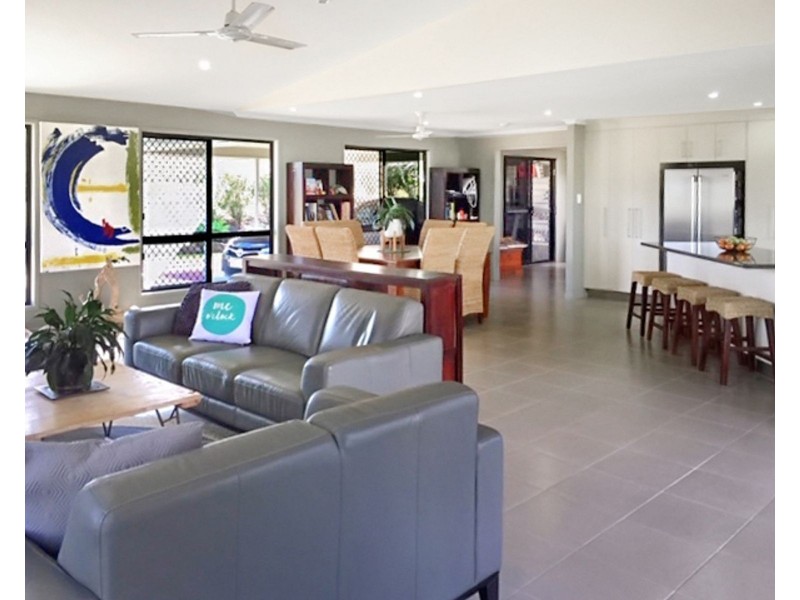 30 Aviland Drive, Seaforth QLD 4741