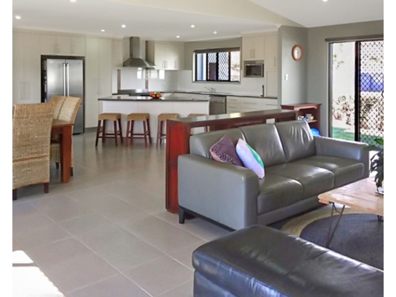 30 Aviland Drive, Seaforth QLD 4741