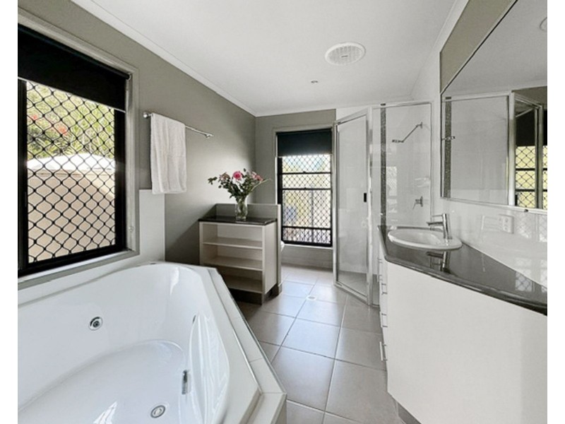 30 Aviland Drive, Seaforth QLD 4741