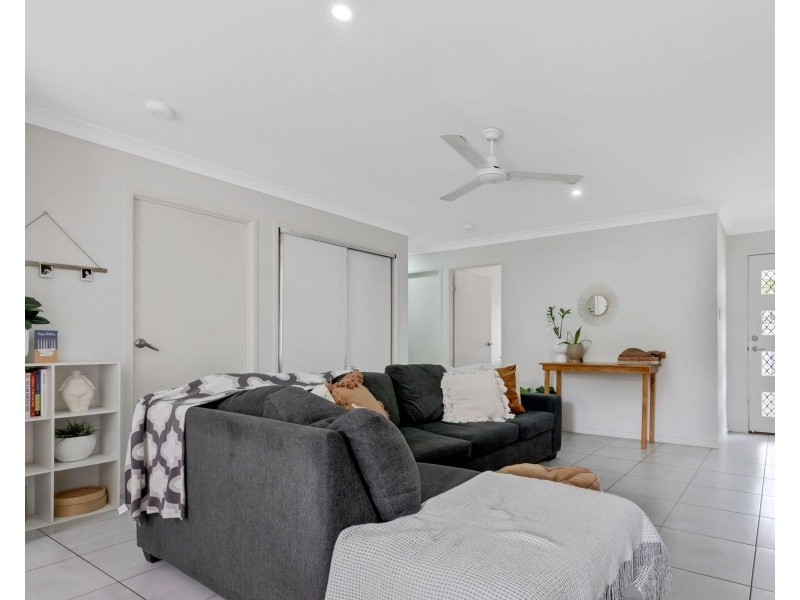 3/8 Maud Street, Mirani QLD 4754