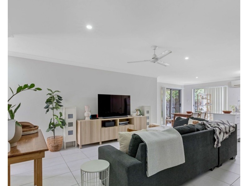 3/8 Maud Street, Mirani QLD 4754