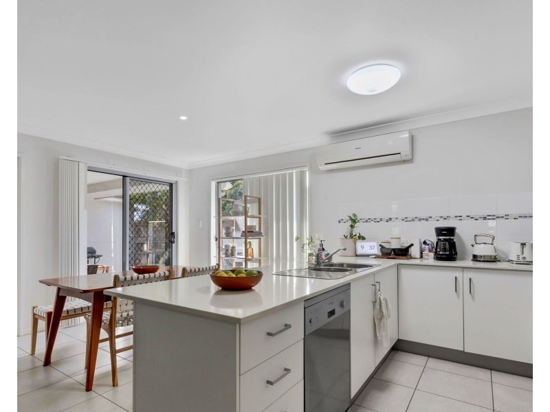 3/8 Maud Street, Mirani QLD 4754