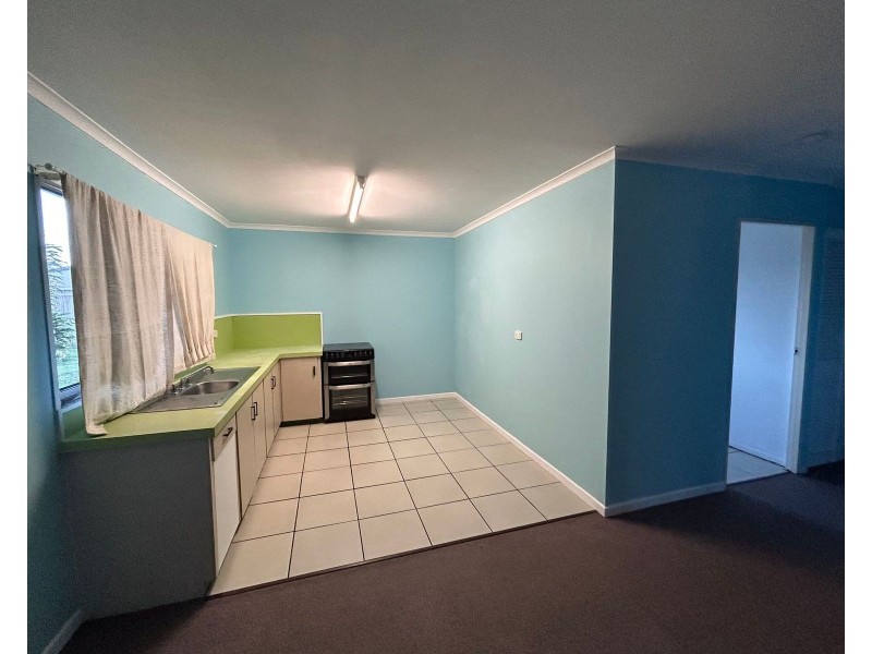 9 Holmes Drive, Beaconsfield QLD 4740