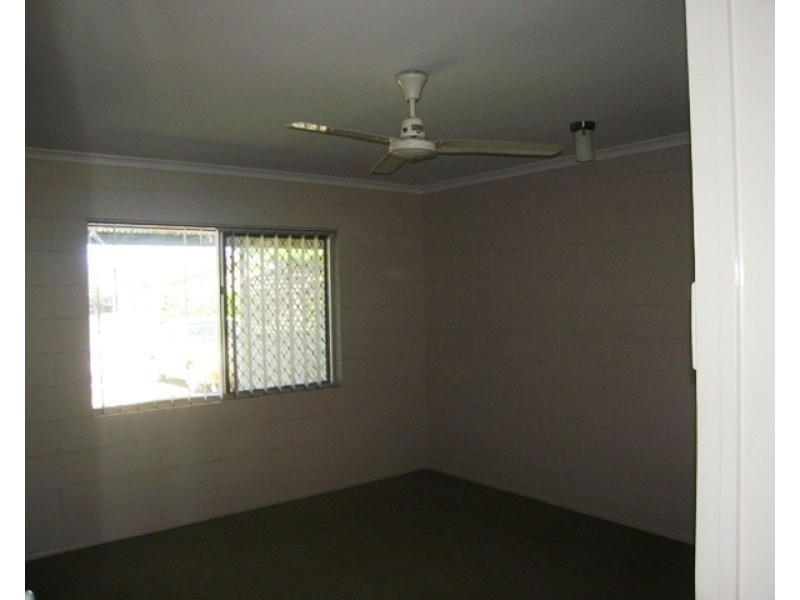 3/2 Piccolo Street, North Mackay QLD 4740