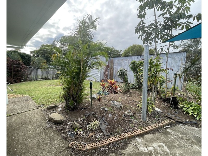 11 Teal Street, Slade Point QLD 4740