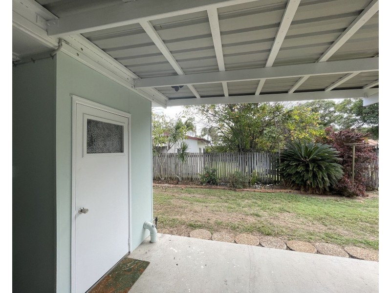 11 Teal Street, Slade Point QLD 4740