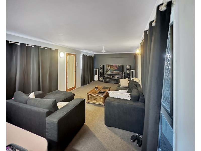 91 Sarina Beach Road, Sarina QLD 4737