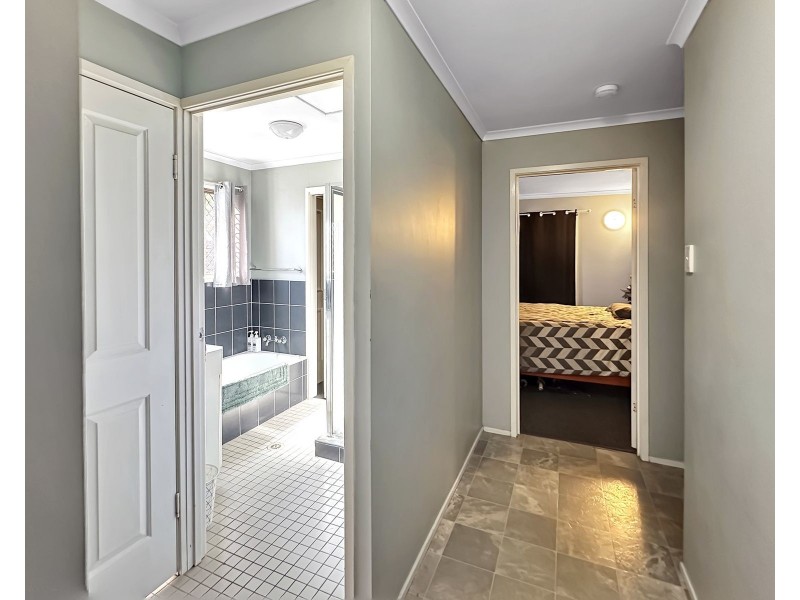 91 Sarina Beach Road, Sarina QLD 4737