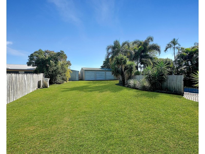 91 Sarina Beach Road, Sarina QLD 4737