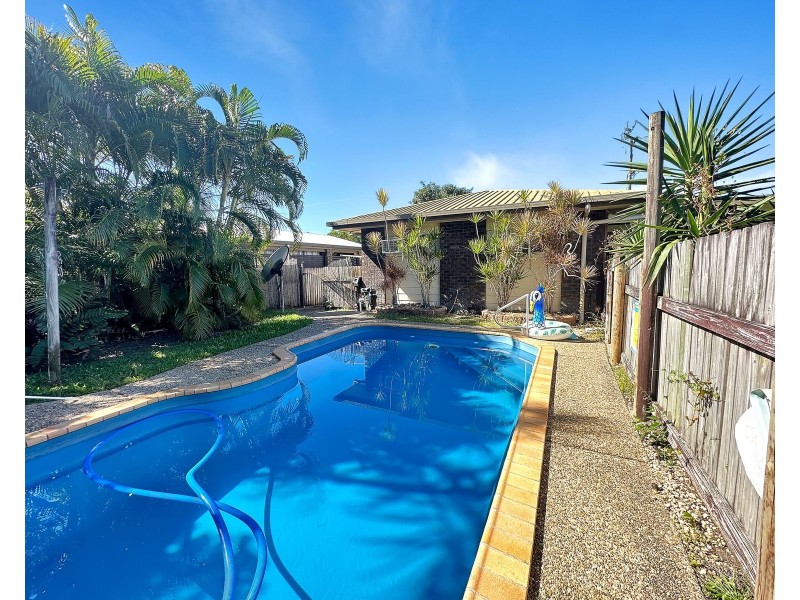 91 Sarina Beach Road, Sarina QLD 4737