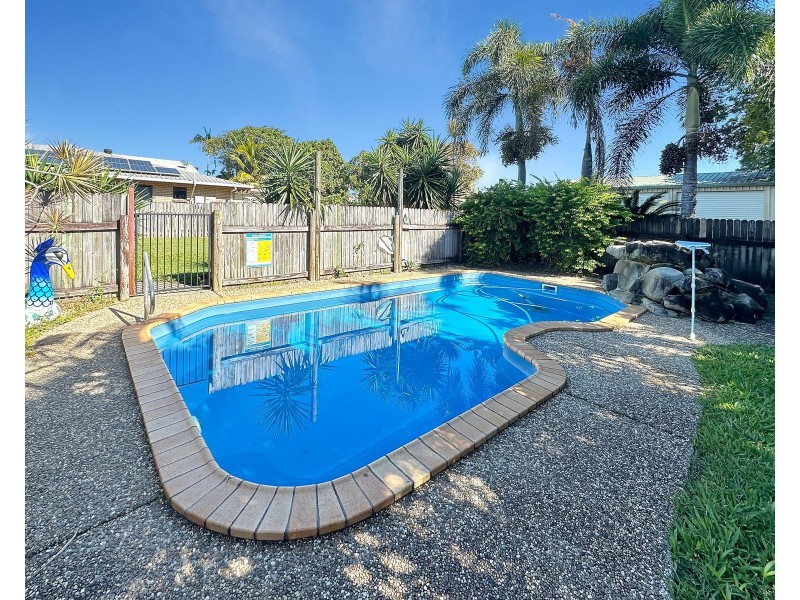 91 Sarina Beach Road, Sarina QLD 4737