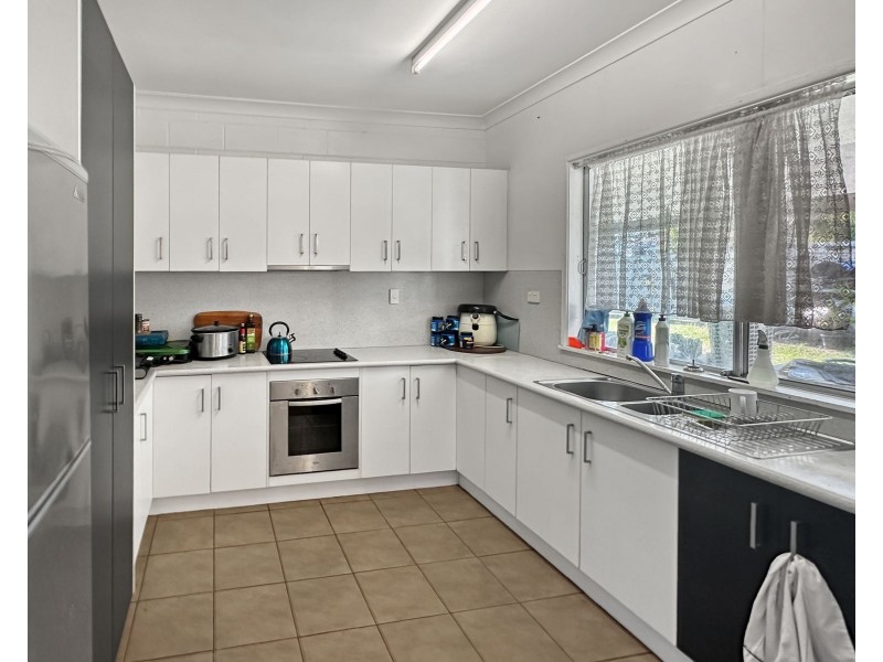 10 Rasmussen Avenue, Hay Point QLD 4740