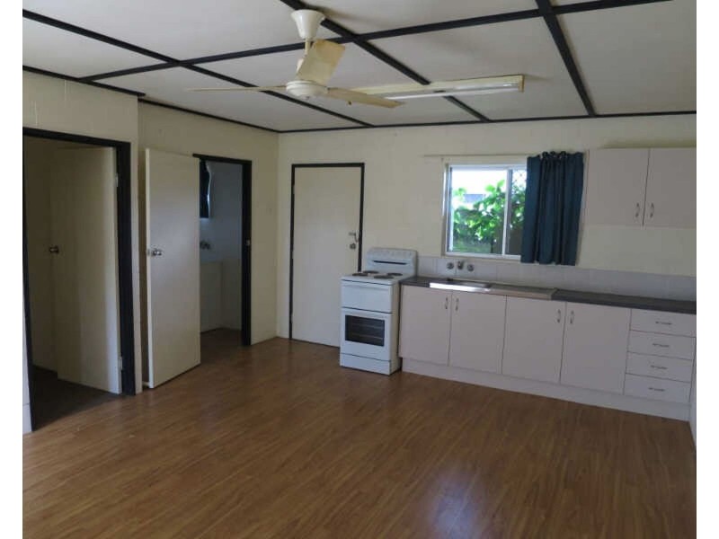 4/30 Canberra Street, Mackay QLD 4740