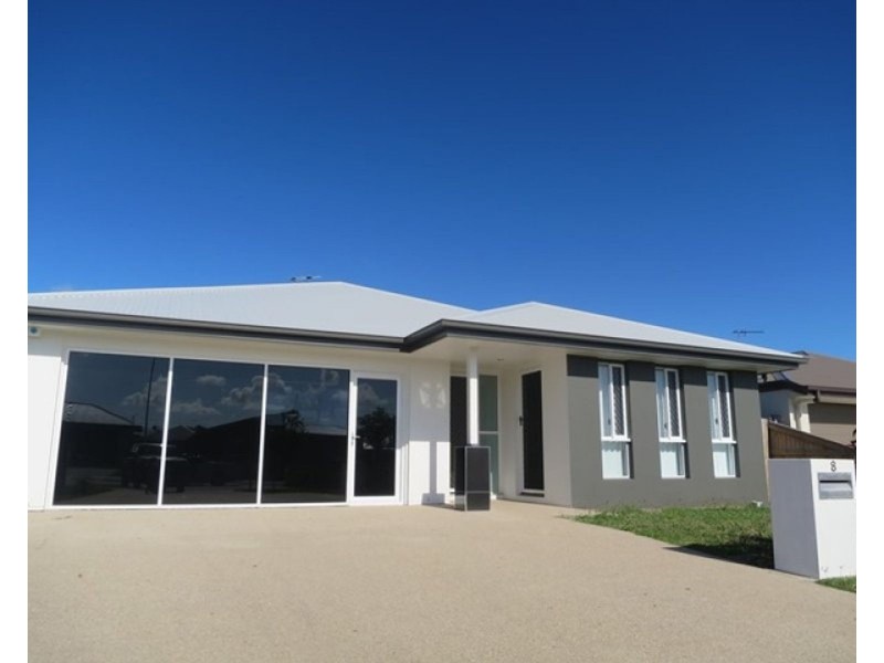 8 Dulcis Drive, Rural View QLD 4740