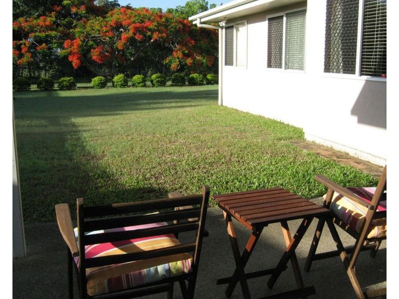 35 Frank Cowley Drive, Glenella QLD 4740