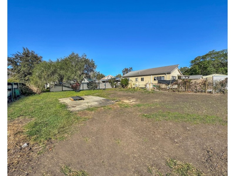 23 – 25 Vincent Street, South Mackay QLD 4740