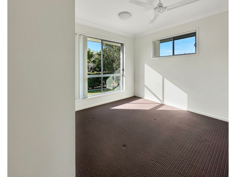 2/2 Michigan Way, Andergrove QLD 4740
