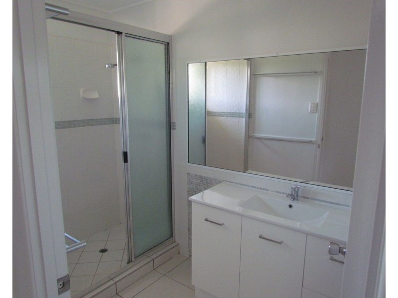 10 Digby Street, East Mackay QLD 4740