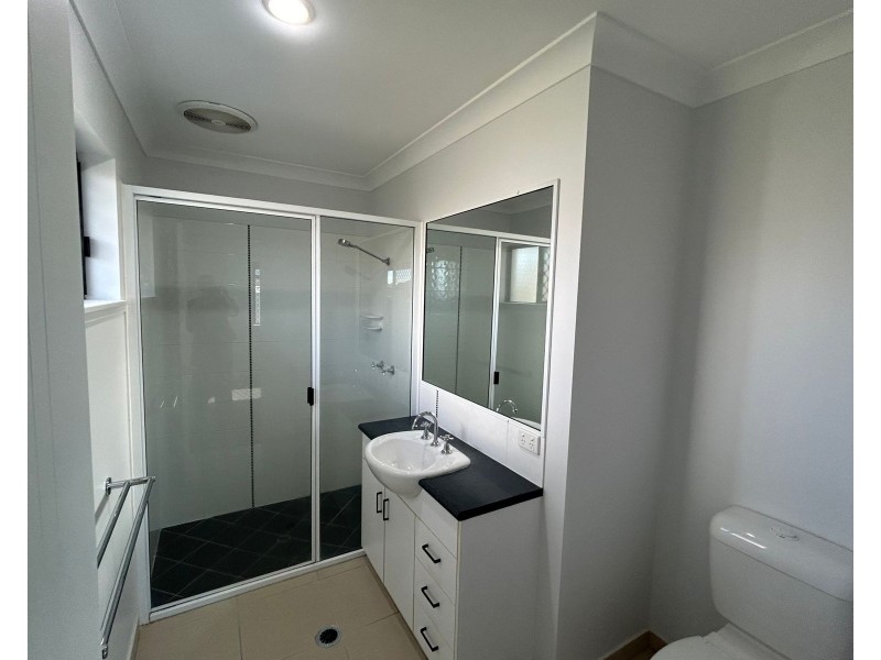 5 Townsend Street, Bucasia QLD 4750