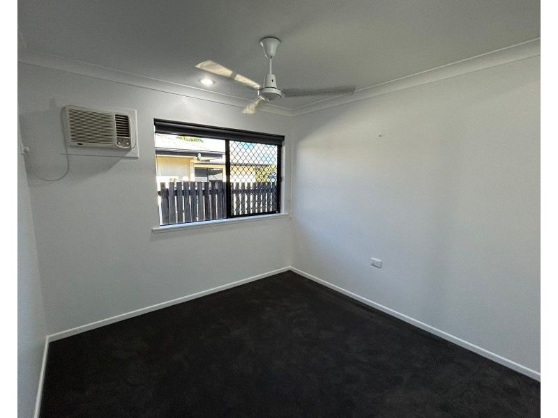 5 Townsend Street, Bucasia QLD 4750