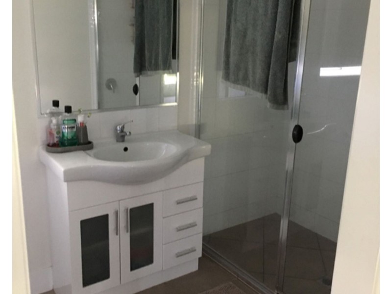 42 Dickens Avenue, Ooralea QLD 4740