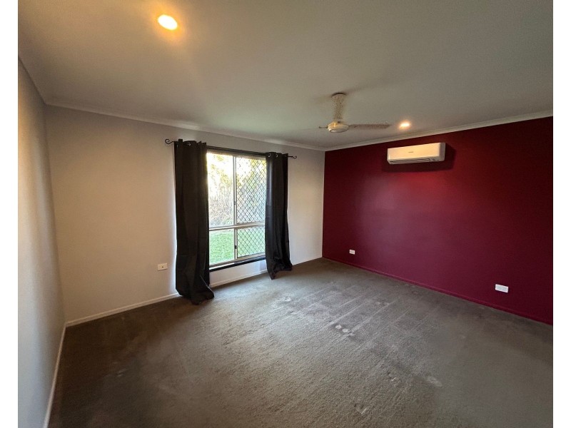 9 Davey Street, Glenella QLD 4740