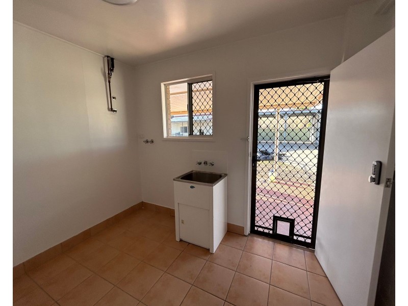 38 Loudon Street, Mount Pleasant QLD 4740
