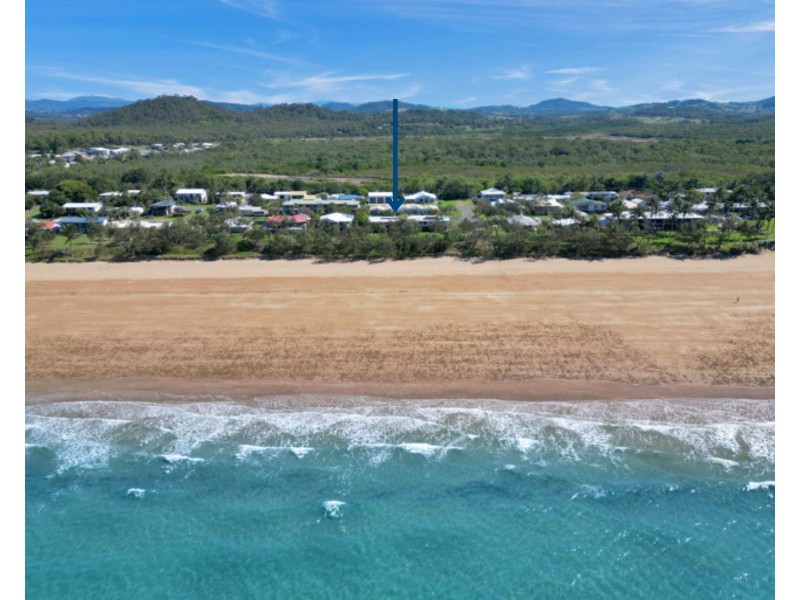 14-16 & 18 Owen Jenkins Drive, Sarina Beach QLD 4737