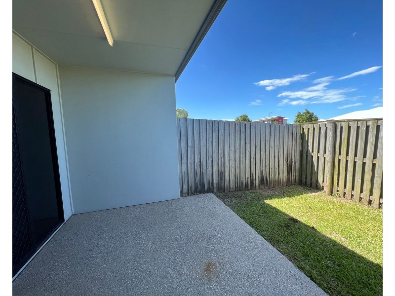 7/2 Makybe Diva Drive, Ooralea QLD 4740