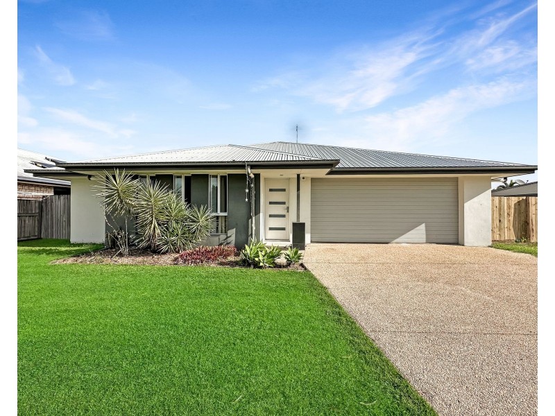 12 Dorothy Place, Mirani QLD 4754